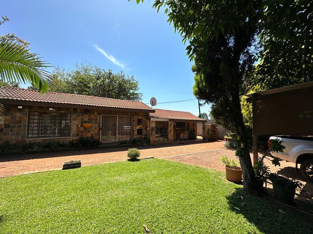 4 Bedroom Property for Sale in Waterkloof North West